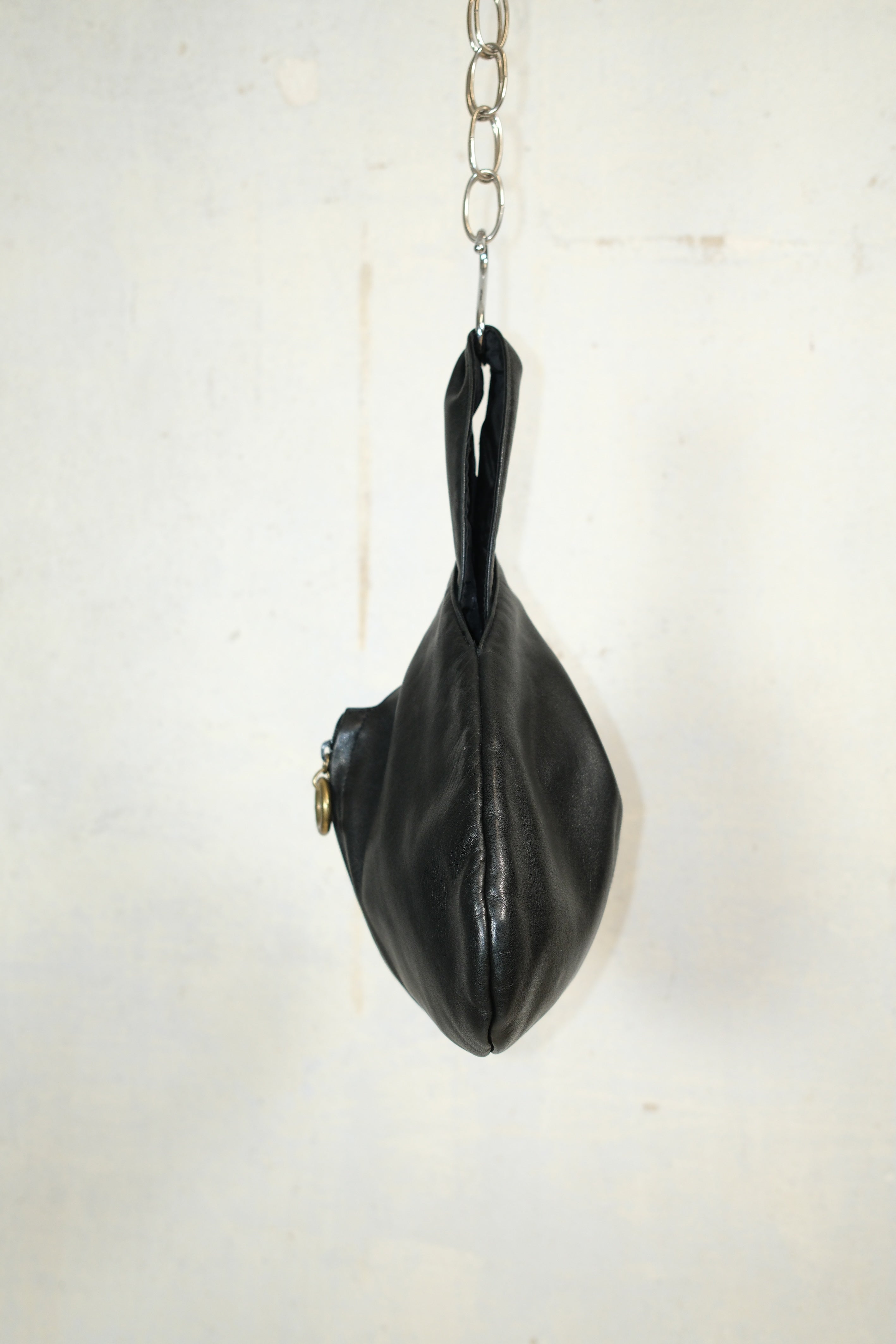 DKNY BLACK LEATHER HANDBAG WITH SINGLE STRAP