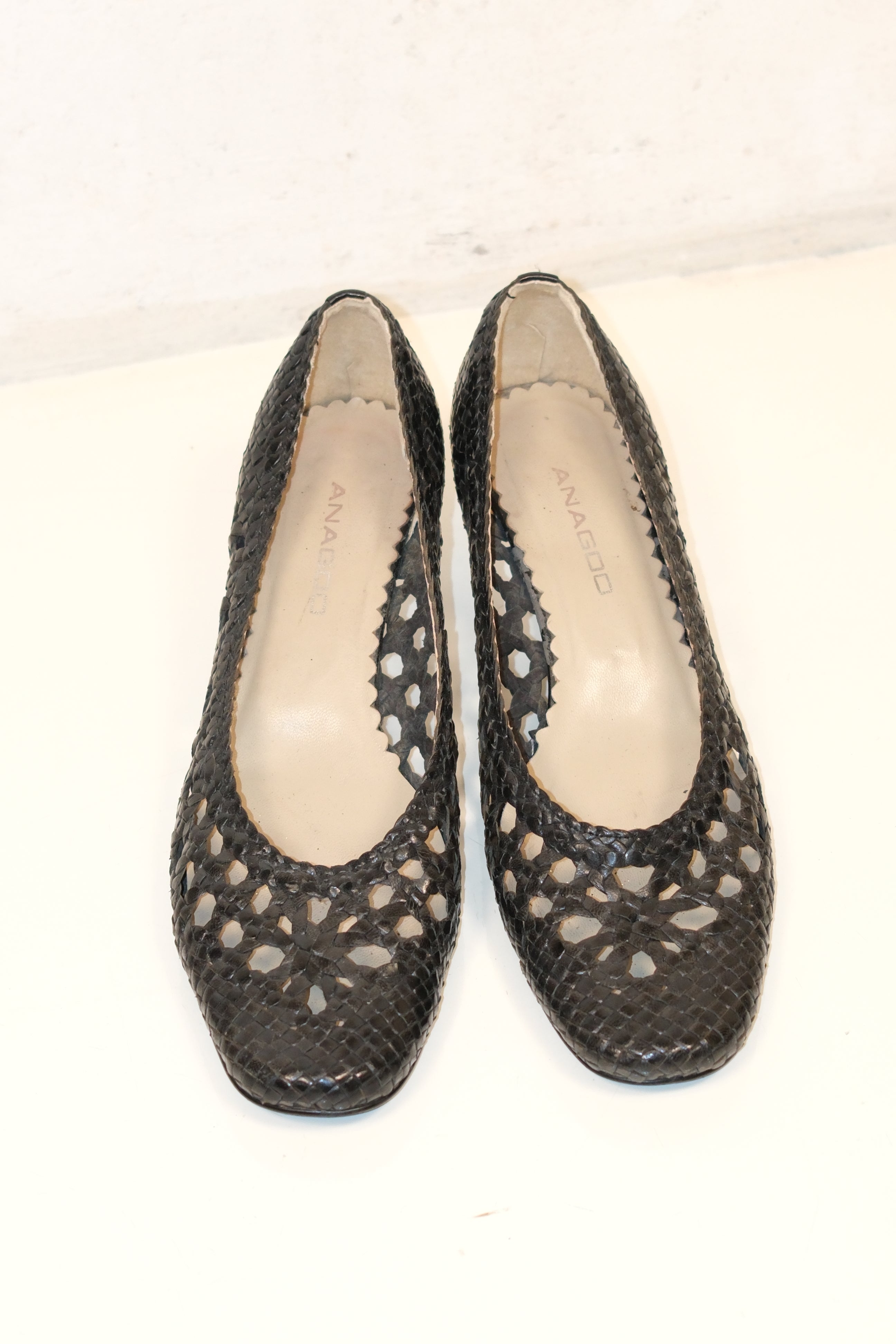 Anagoo Black Woven Leather Heels ,Size 40