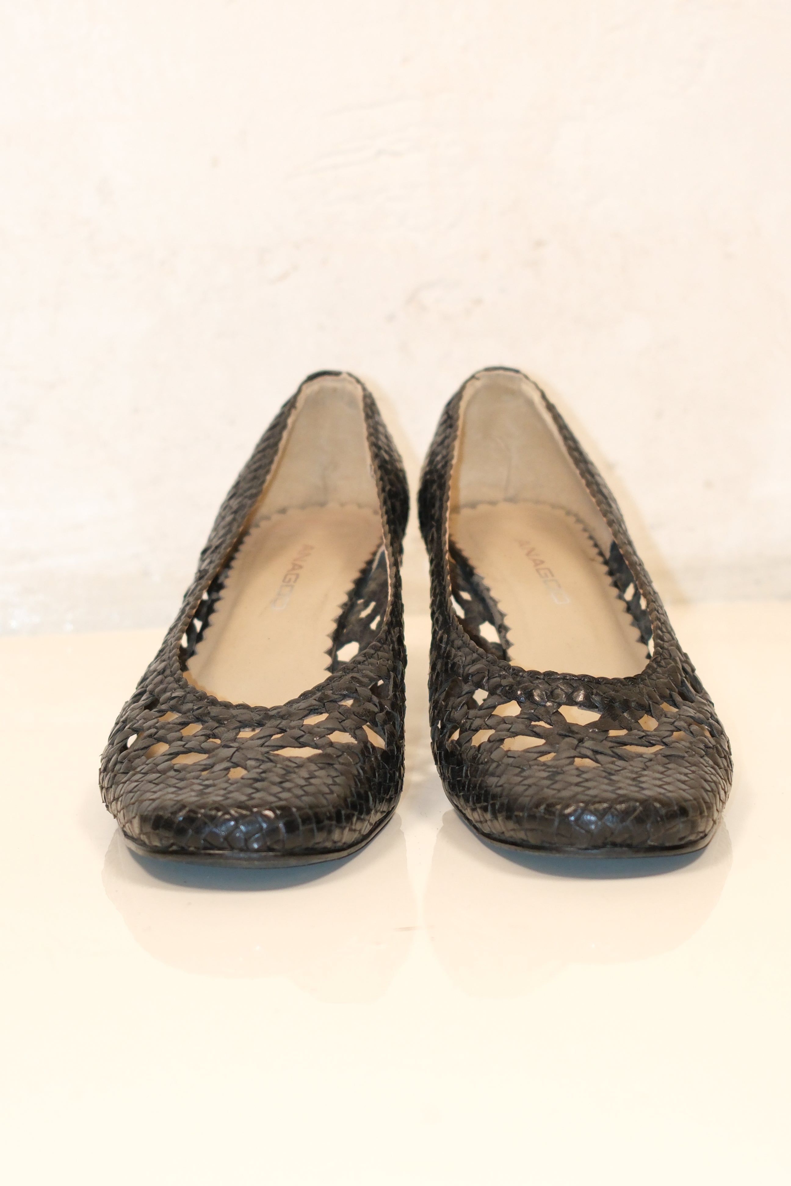 Anagoo Black Woven Leather Heels ,Size 40