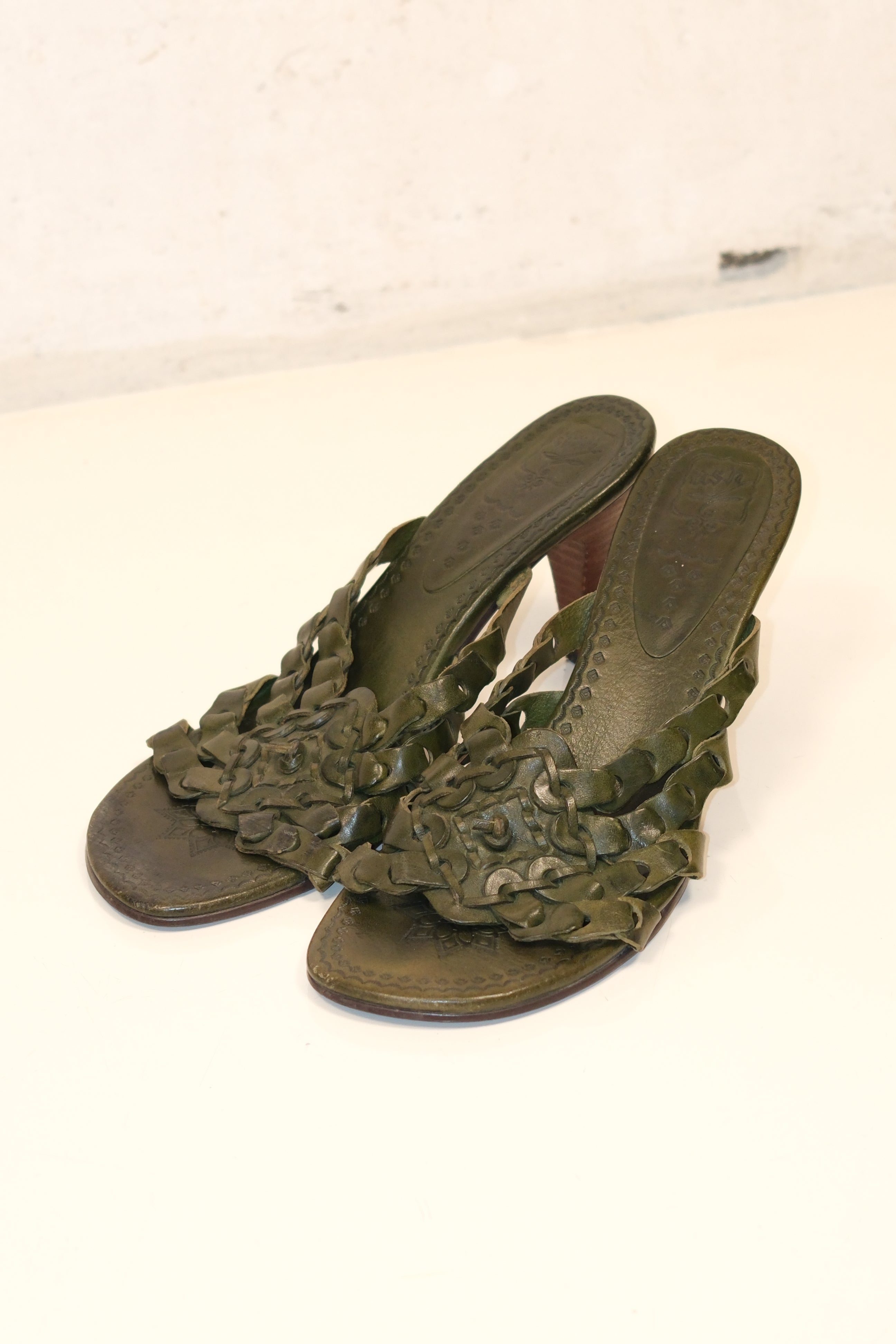 Olive Green Woven Leather Heeled Sandals Boho Style with Mandala Details, size 39.5