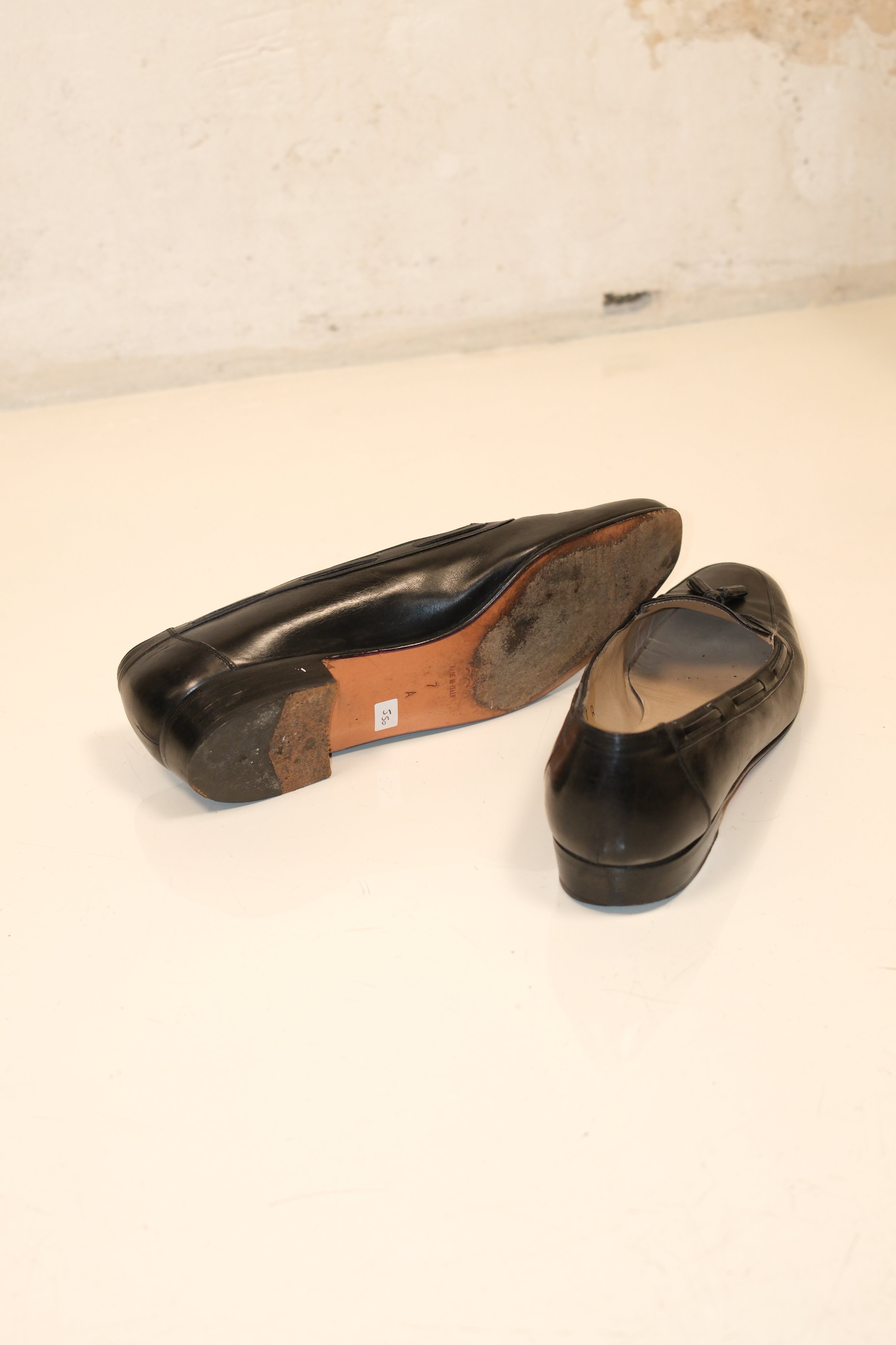 Salvatore Ferragamo classic loafers in black leather size 37.5