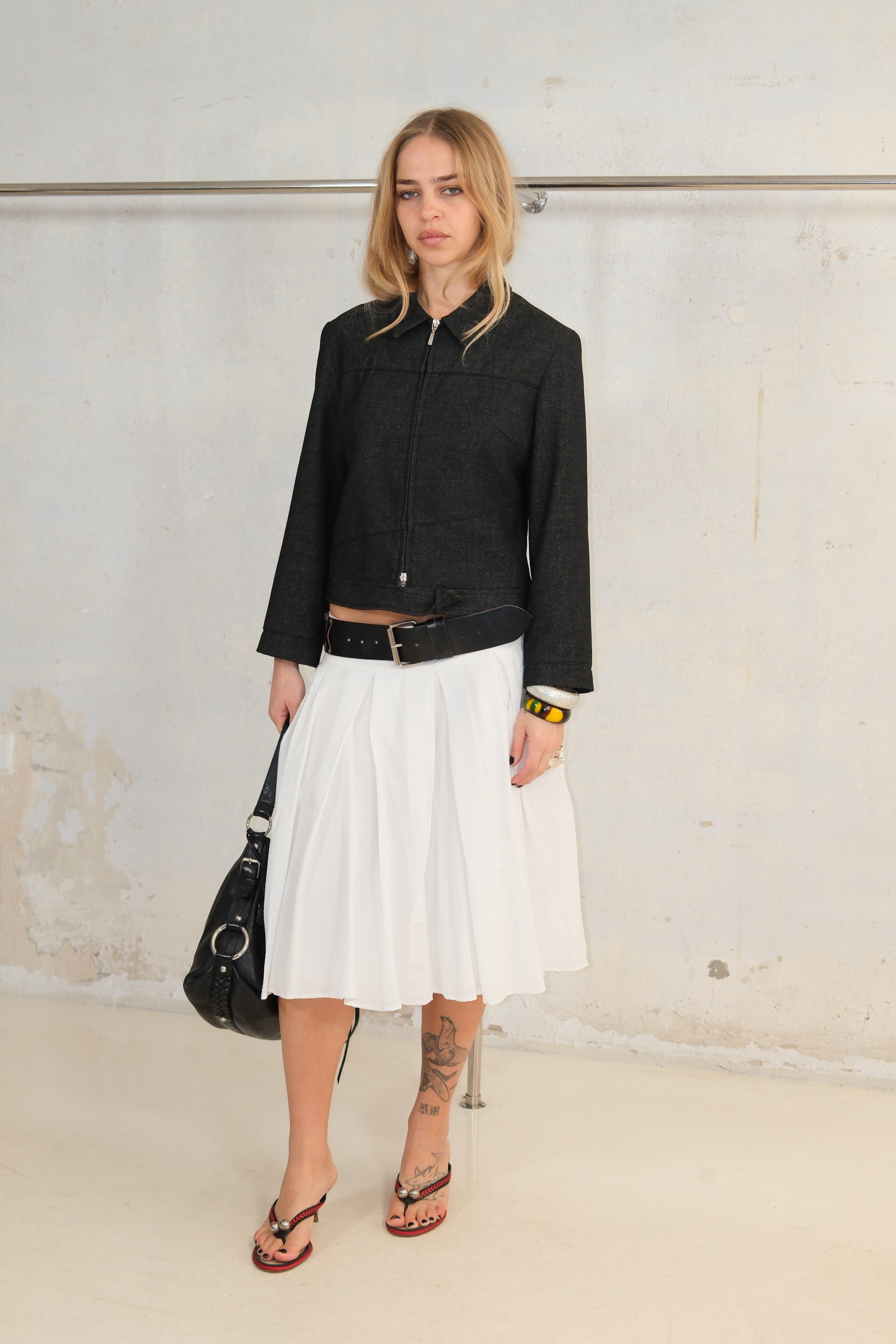 FERRE WHITE TEXTURED SKIRT