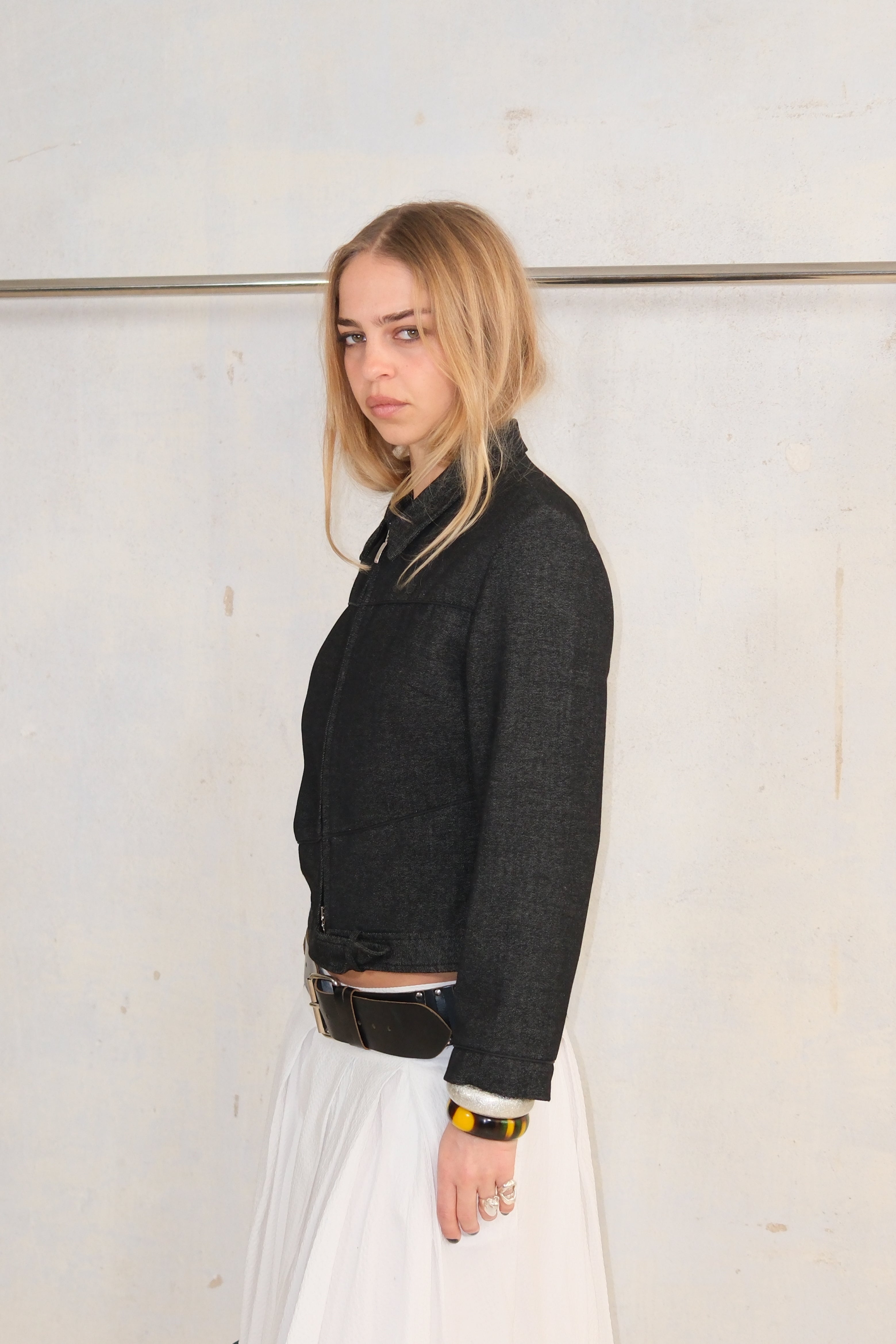 DARK GRAY ZIPPER JACKET