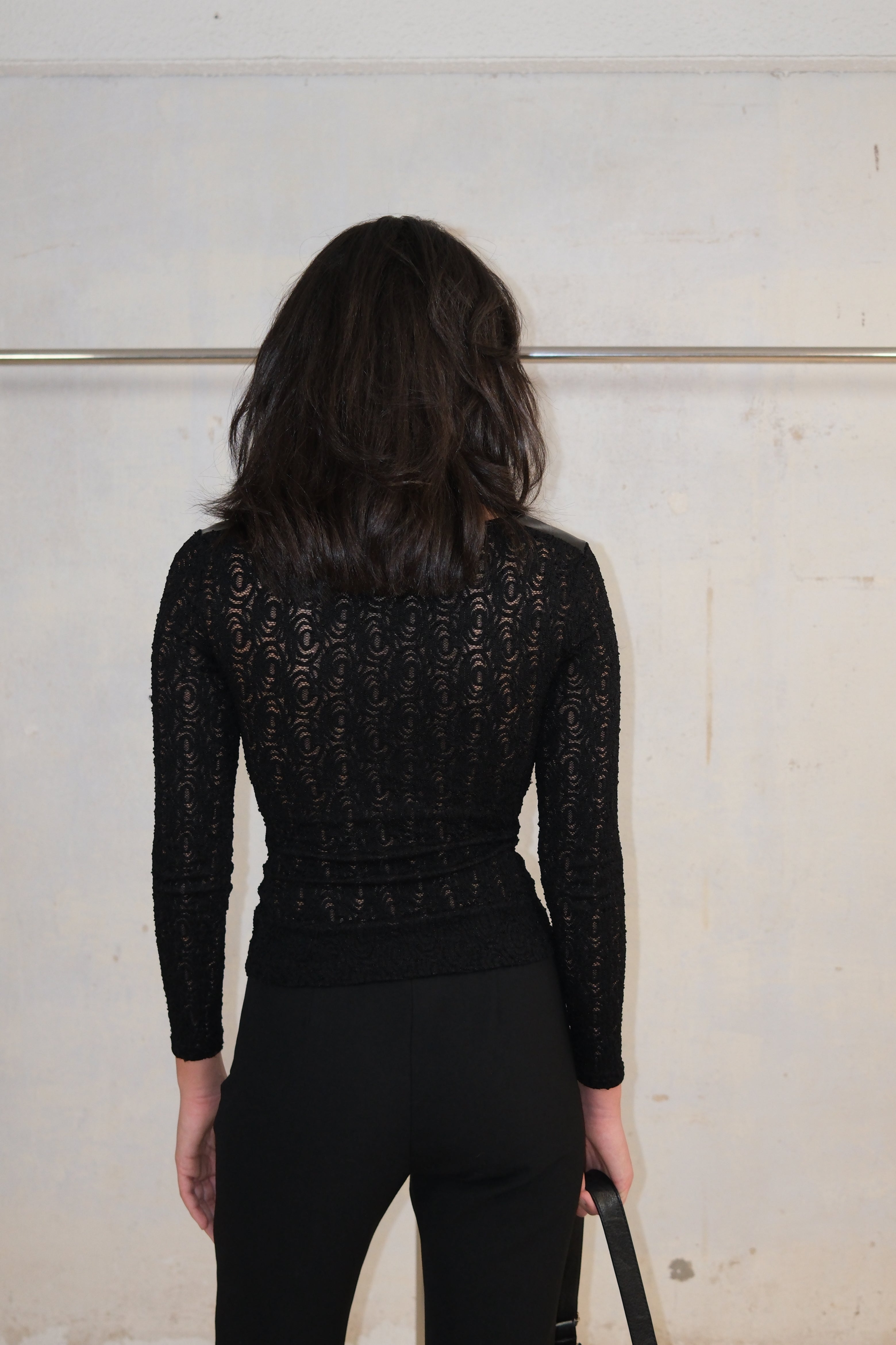 EDGY LACE BELTED TOP