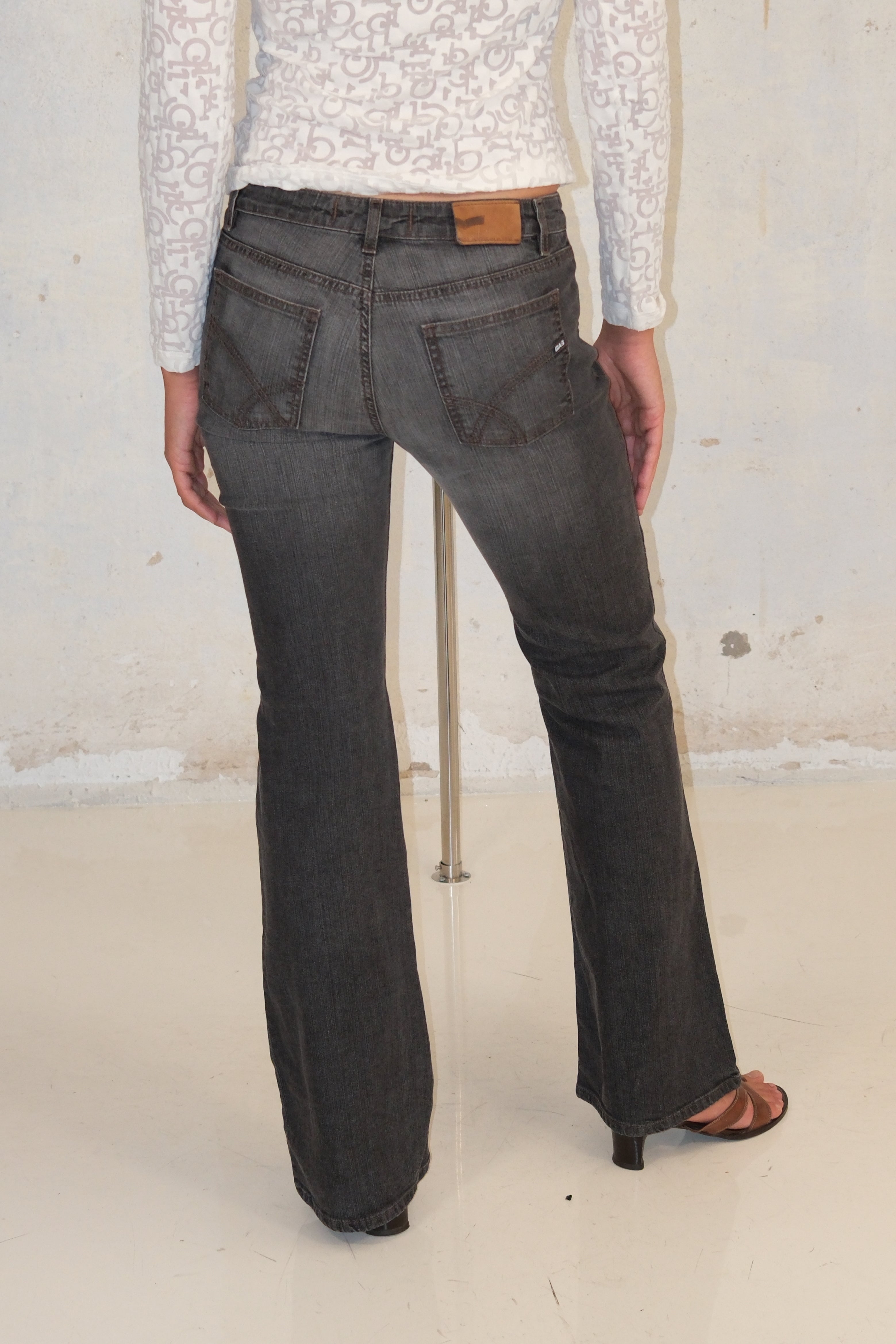 Gas Low-Rise Grey Jeans Size 36