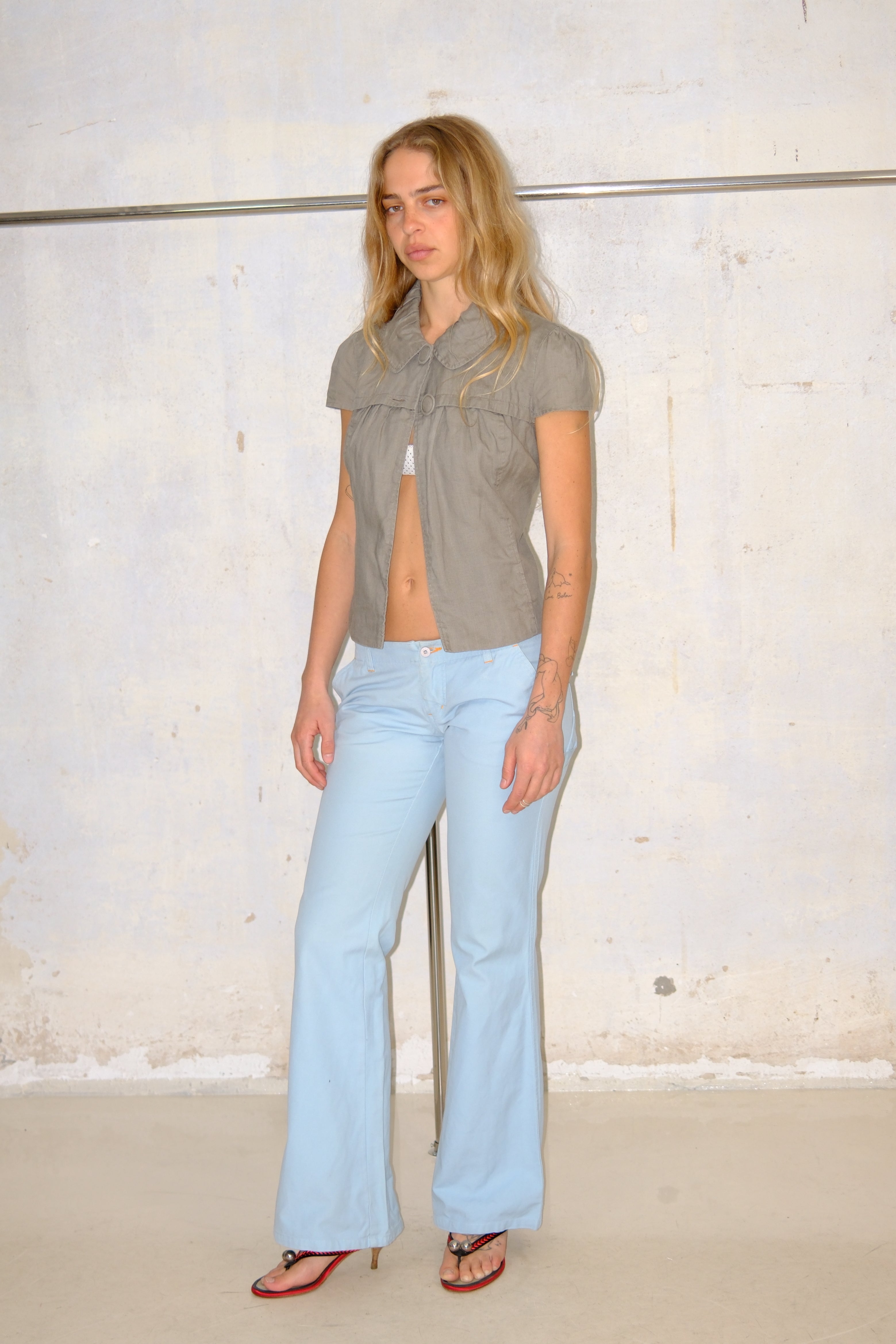 LIGHT BLUE LOW RISE PANTS SIZE 37-38