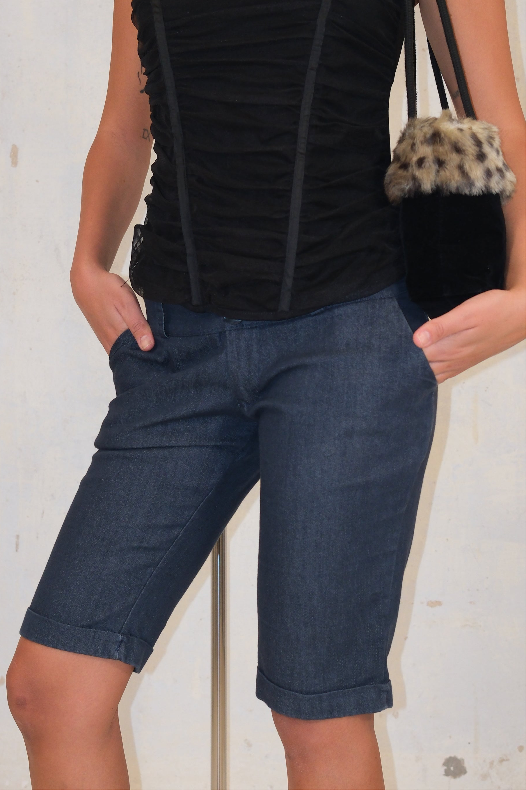Low Rise Capri Size 34-36