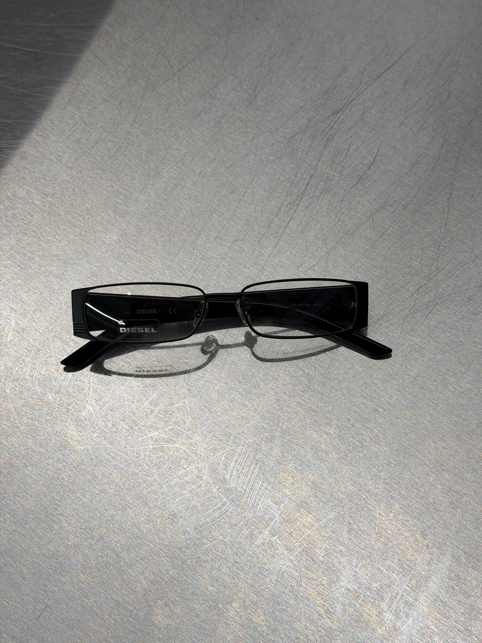 DIESEL NARROW BLACK GLASSES WITH WHITE LOGO