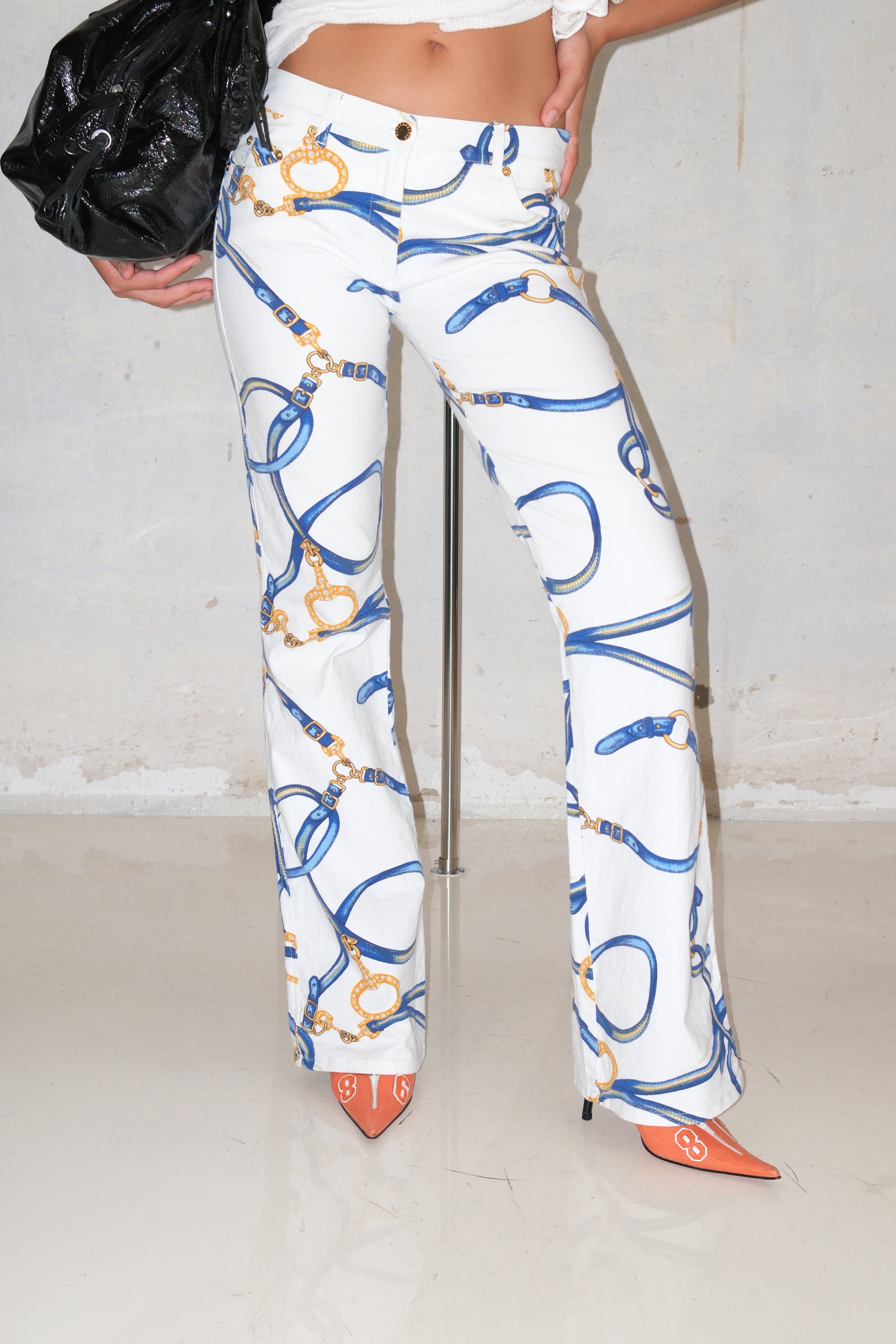 Roccobarocco White Low-Rise Printed Pants Size 36-37